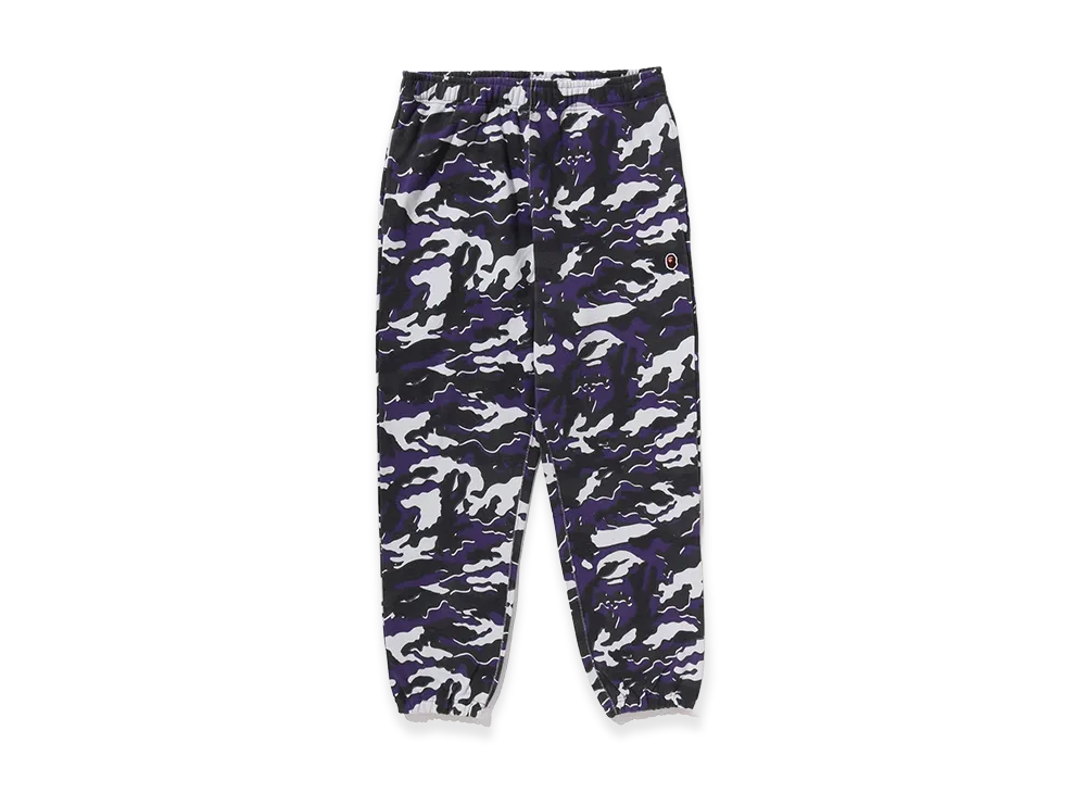 A BATHING APE Glitch Woodland Camo Relaxed Fit Sweat Pants "Purple"