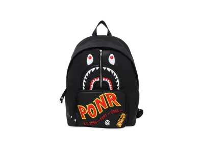A BATHING APE Women's 2nd Shark Daypack "Black"