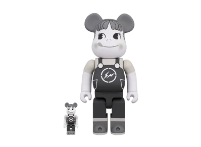 Bearbrick MILKY THE CONVENI PEKO 100% & 400%