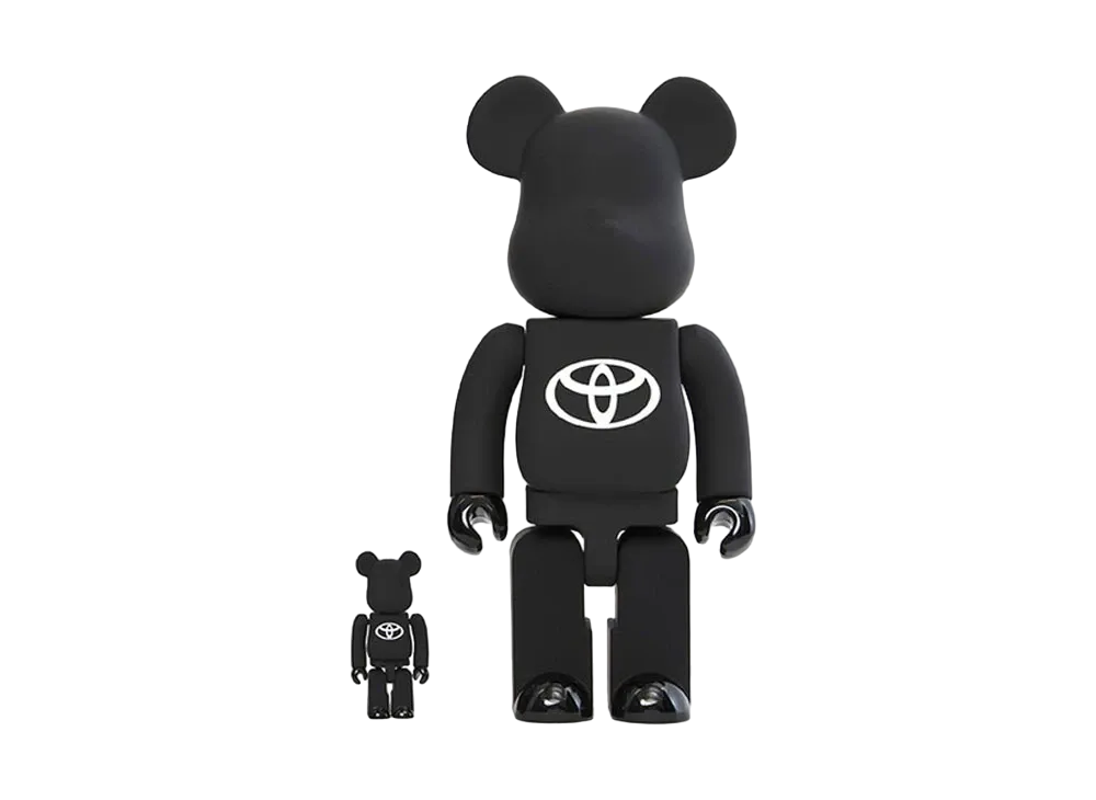 Bearbrick x Toyota 100% & 400%