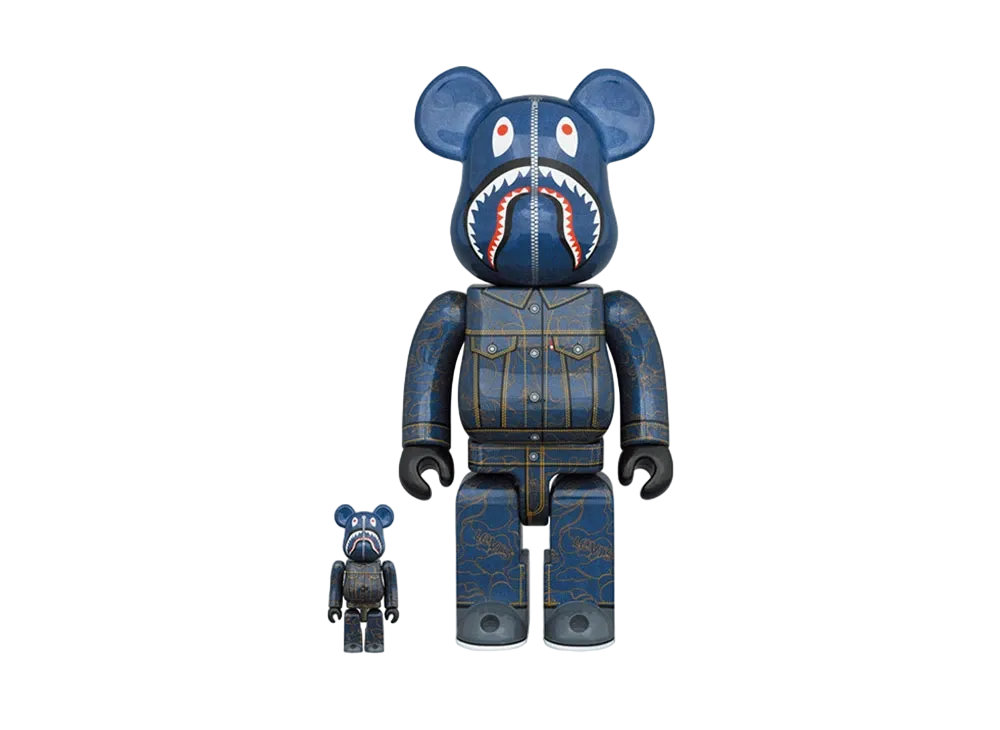 Bearbrick BAPE x LEVI'S 100% & 400%
