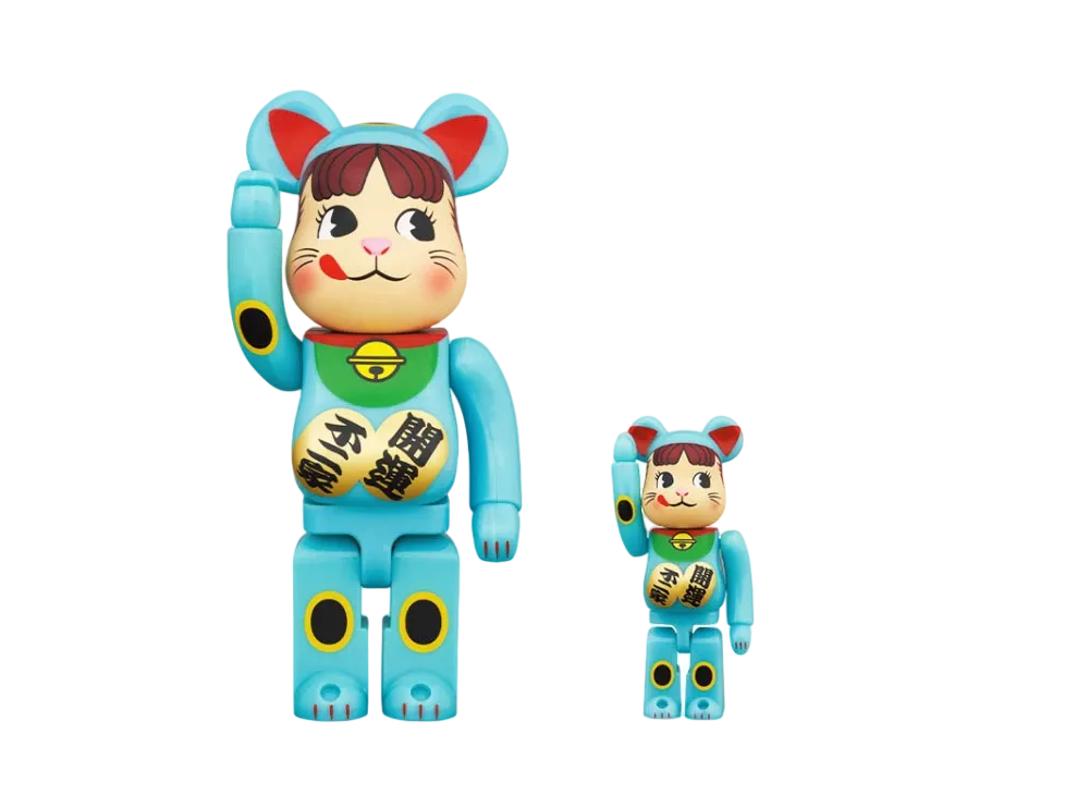 ベアブリック 招き猫 ペコちゃん 青蓄光 100% & 400%の新品/中古フリマ