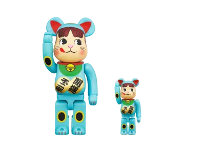 Bearbrick Maneki Neko Peko-chan Blue Glow 100% & 400%