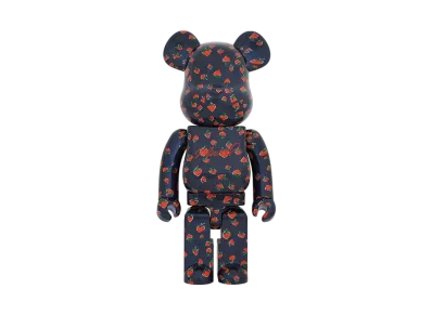 Bearbrick MUVEIL Strawberry Pattern 1000%