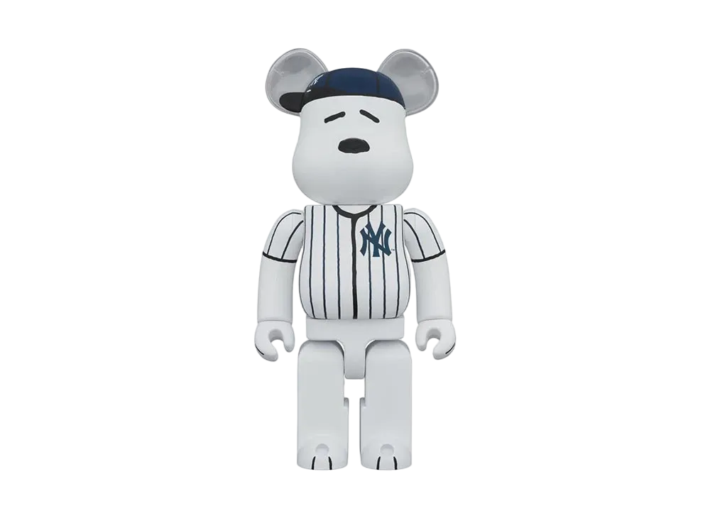 Bearbrick MLB x PEANUTS SNOOPY (NEW YORK YANKEES) 1000%