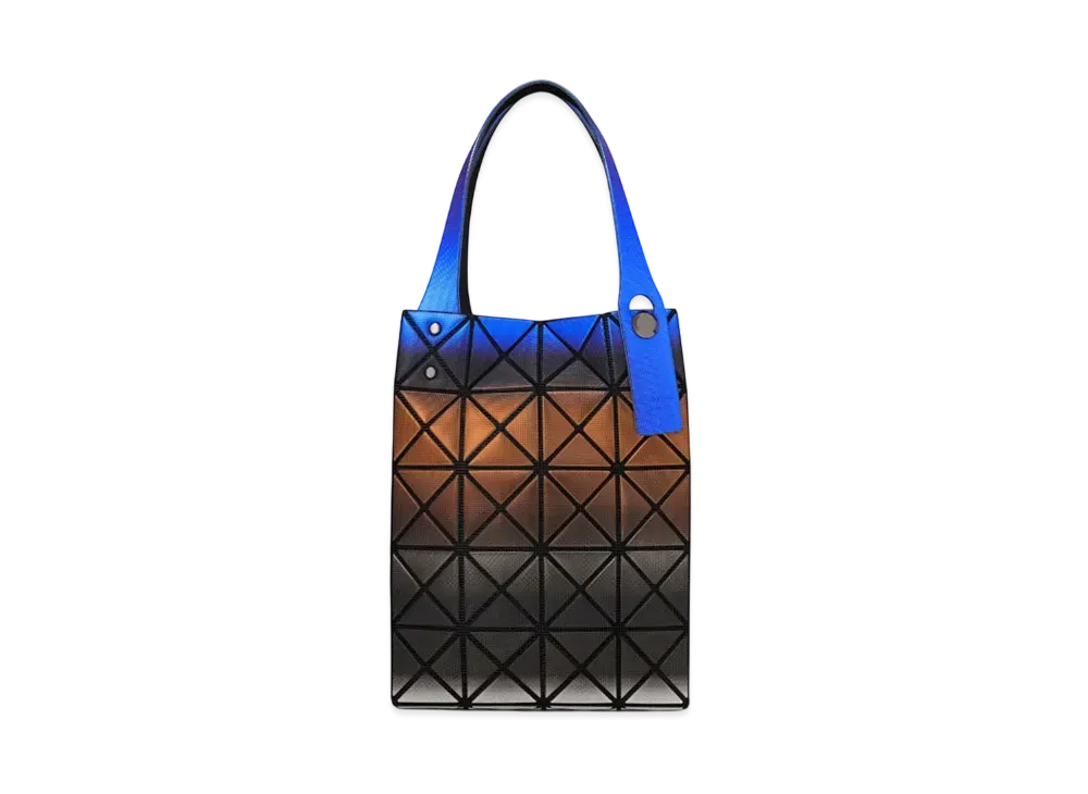 イッセイミヤケ バオバオ マジックアワー "ブルー" BB43AG822