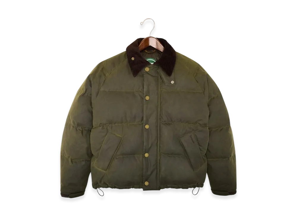 バブアー x ソレル トランスポート ワックス パファー ジャケット "アーカイブオリーブ"
