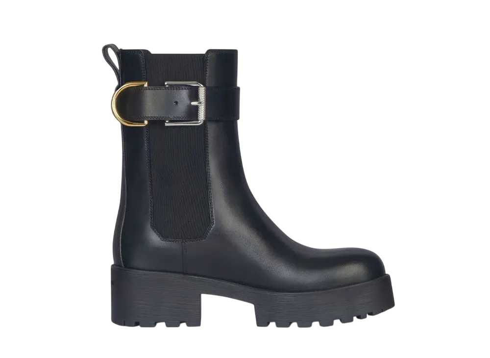 GIVENCHY Women's Voyou Chelsea Boots In Leather "Black"