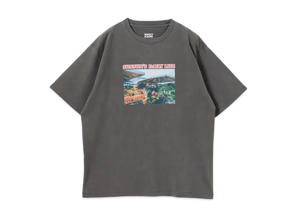 B:MING by BEAMS x PUPPET SUNSUN / Fade Photo Print T-Shirt Market "InkBlack"