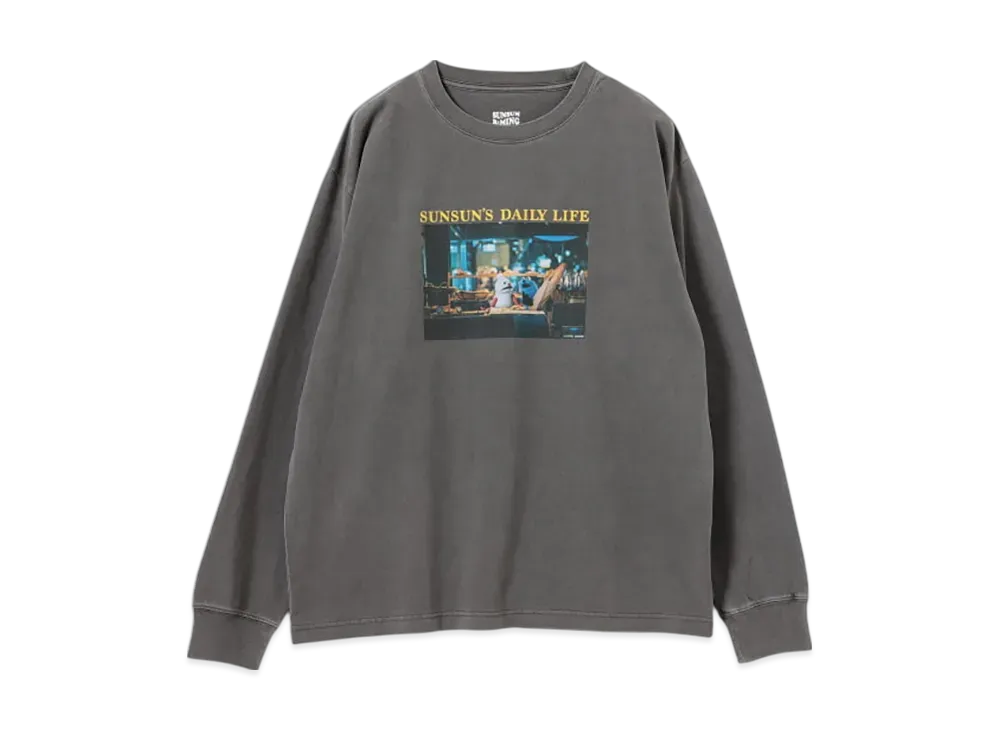 B:MING by BEAMS x PUPPET SUNSUN / Fade Photo Print Long Sleeve T-Shirt Bread "InkBlack"