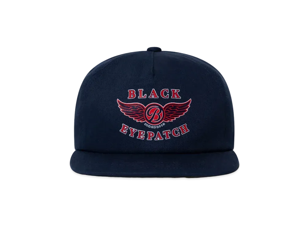 ブラックアイパッチ ウイング B ロゴ キャップ "ネイビー"