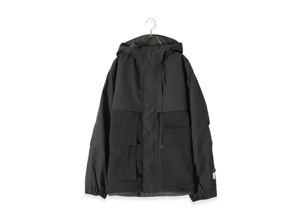 DAIWA PIER39 Tech Logger Mountain Parka "Black"