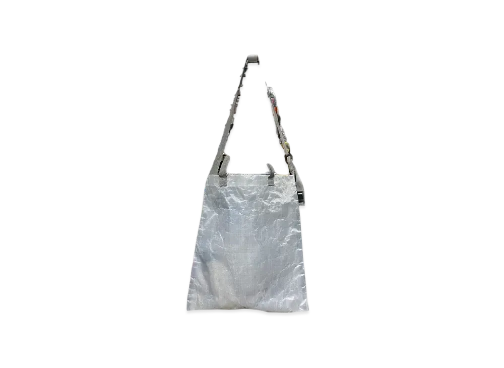 BROCHURE Dyneema Shoulder Tote 