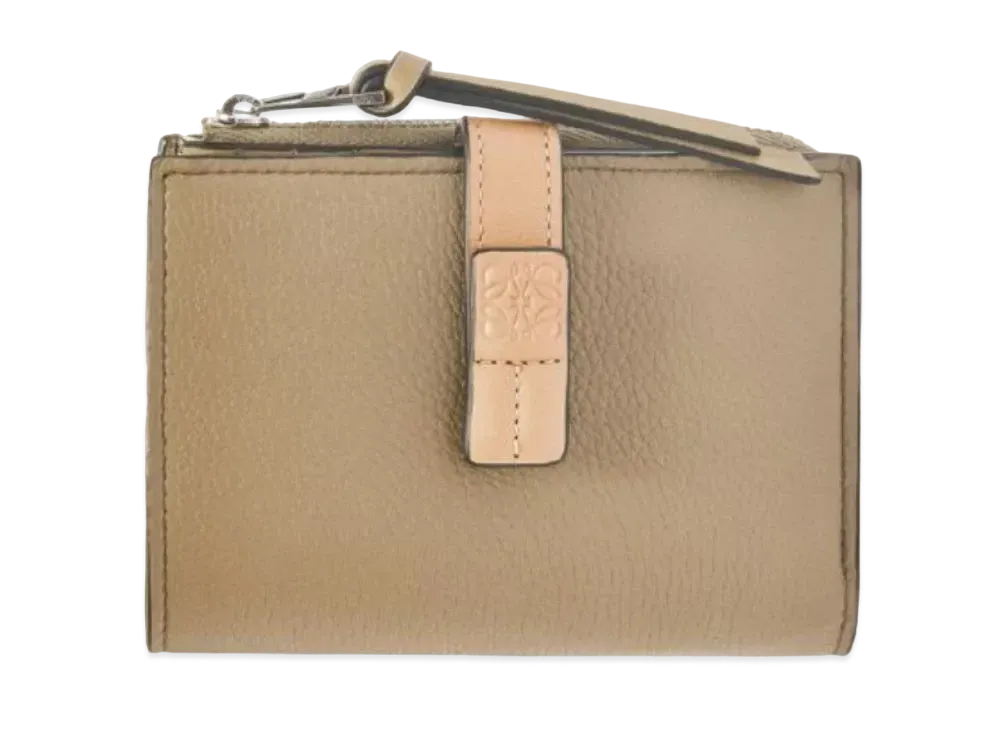 LOEWE Slim Zip Bifold Wallet Soft Grain Calf "Art Chooke Green/Dusty Beige"
