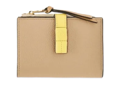 LOEWE Slim Zip Bifold Wallet Soft Grain Calf "Butter/Pale Lemon"