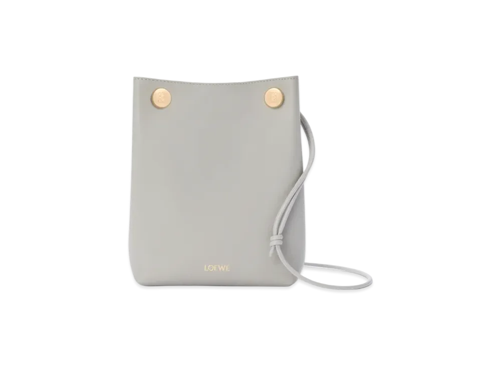 LOEWE Pebble Pouch "Shell Grey"