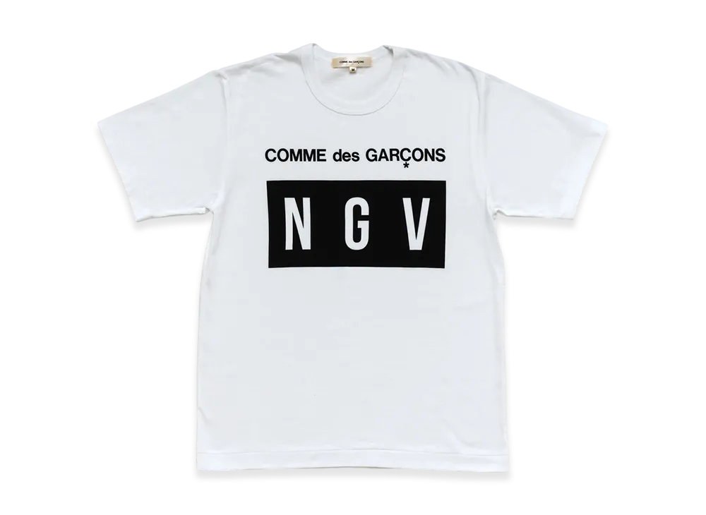 COMME des GARCONS x NGV Horizontal Logo T-shirt "White"