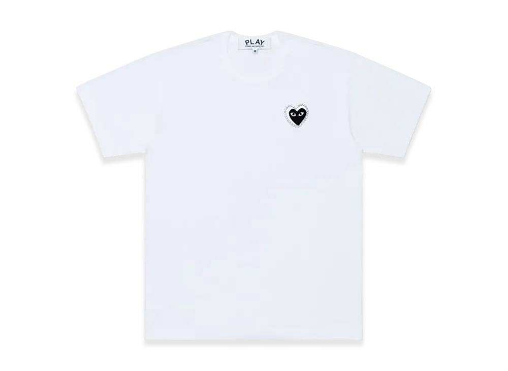 COMME des GARCONS PLAY Unisex T-Shirt Emblem x Metalstone "White/Black"