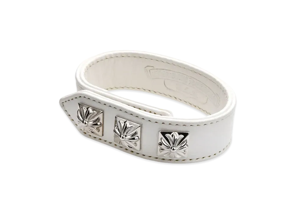 Chrome Hearts 3 Button 2 Snap Bracelet W / Pyramid Plus "White"