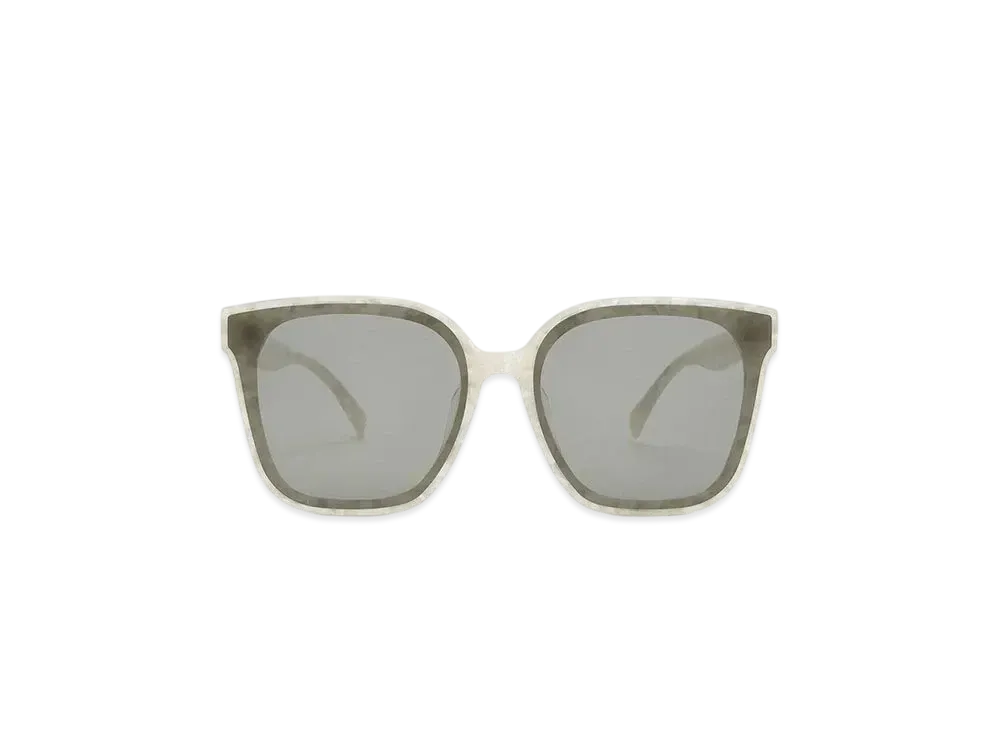CHARLES & KEITH Gavine Oversized Butterfly Sunglasses "Pearl"