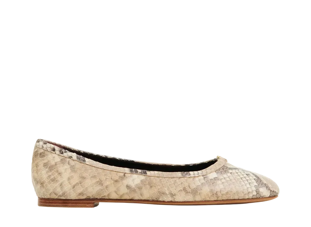 Chloe Women's Marcie ballerina "Misty Beige"