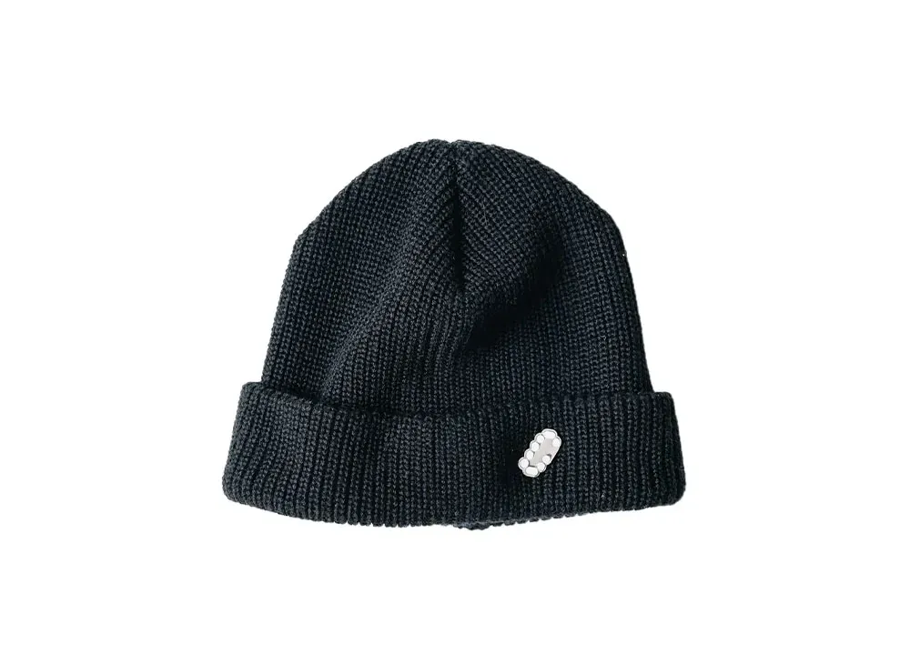 CLESSTE Knit Cap With Pins "Black"