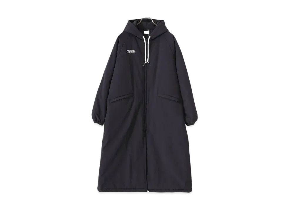 COMOLI x UMBRO F.C Bench Coat "Navy"