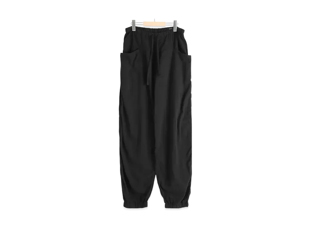 コモリ オックス ドローストリングパンツ "ブラック"