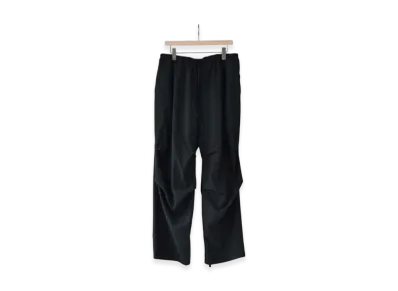 COMOLI Wool Knee Tuck Pants "Charcoal"