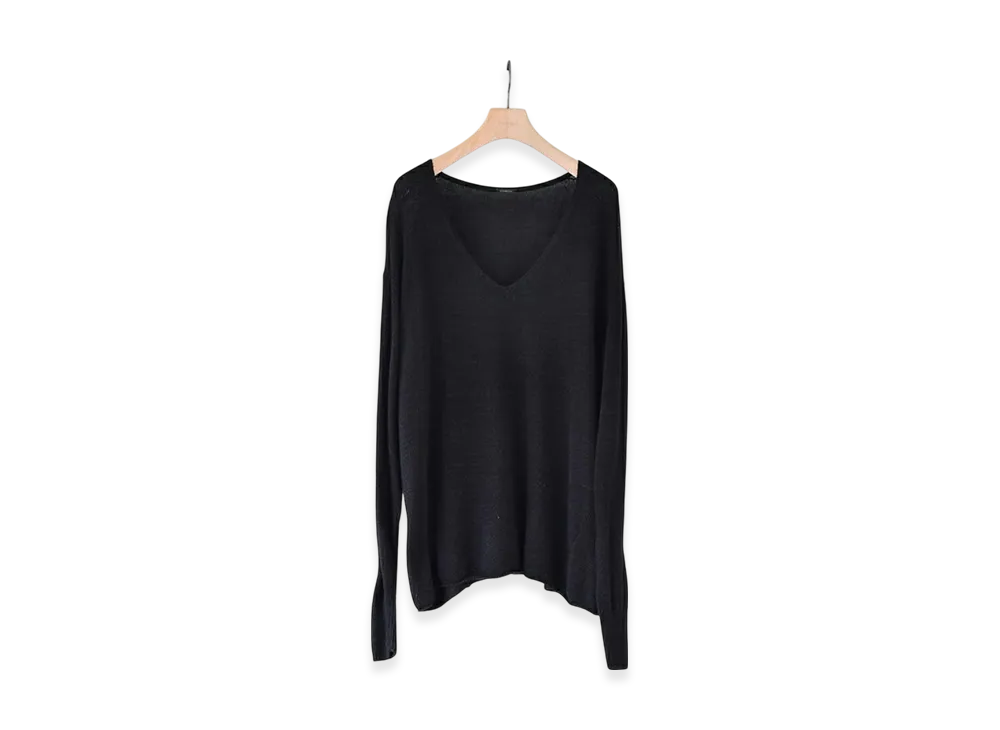 COMOLI Black V-Neck Knit "Black"
