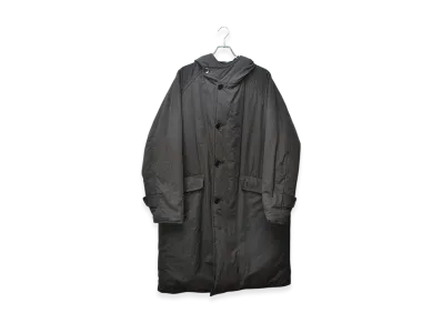 COMOLI Insulation Hooded Coat "Black"