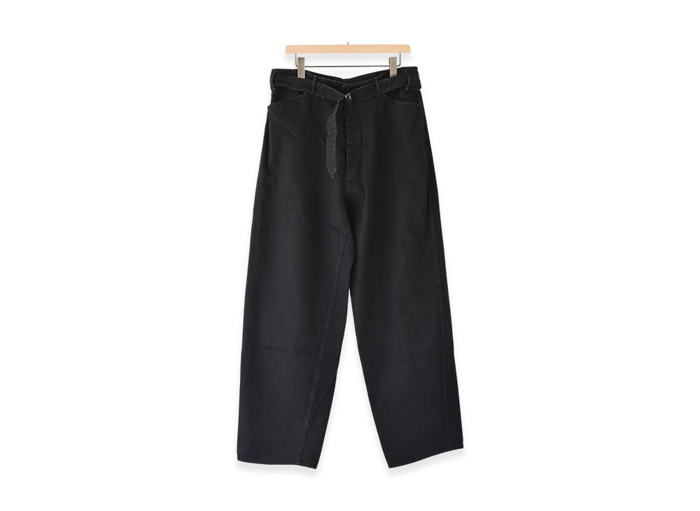 COMOLI Denim Belted Pants "Black"