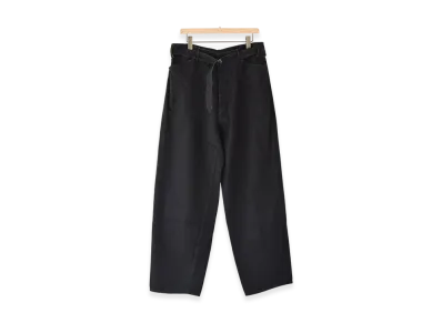 COMOLI Denim Belted Pants "Black"