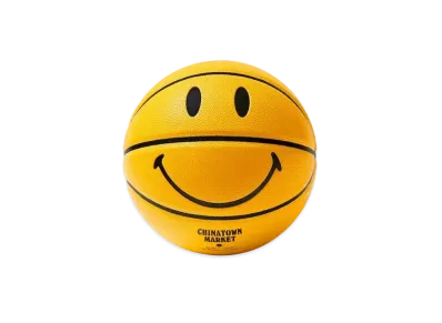Chinatown Market Smiley Basketball "Yellow"