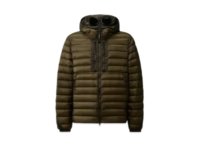 C.P Company D.D. Shell Goggle Down Jacket "Grape Leaf"
