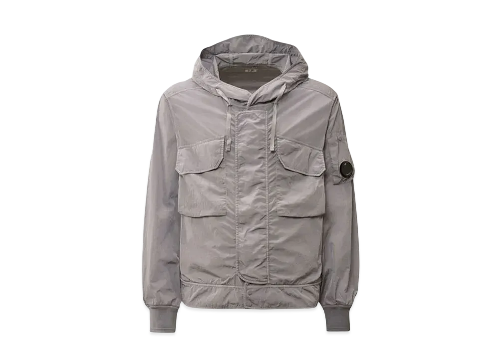 C.P. Company Chrome-R Hooded Lens Jacke "Lavander Violet"
