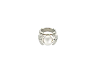 Jimmy Choo Crystal Star Ring With Swarovski Crystals Finish Metal Star X Pearl Ring "Silver/White/Crystal"