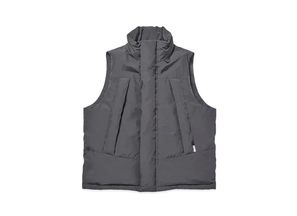 DAIWA PIER39 2023 Autumn Winter 4th Delivery GORE-TEX WINDSTOPPER Field Down Vest "Charcoal"