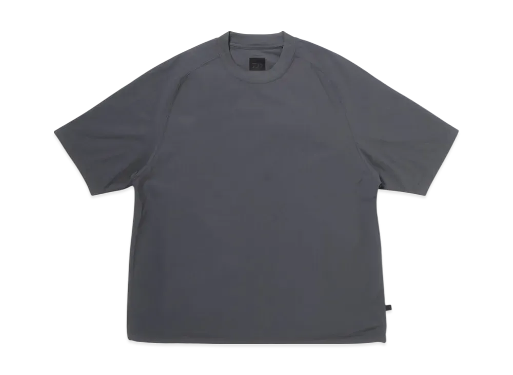 DAIWA PIER39 W's Tech Lightweight S/S Tee "Charcoal"