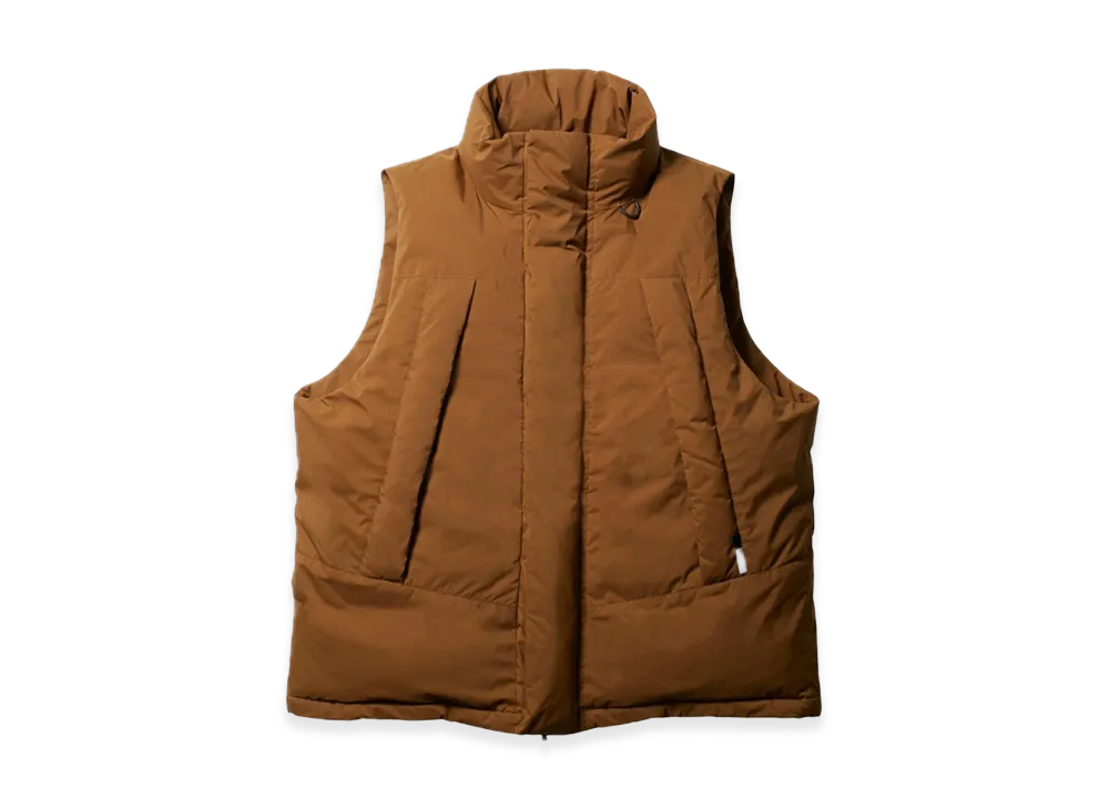 DAIWA PIER39 Gore-Tex Infinium Field Down Vest "Brown"