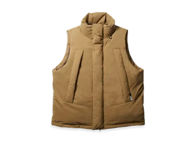 DAIWA PIER39 Gore-Tex Infinium Field Down Vest "Beige"