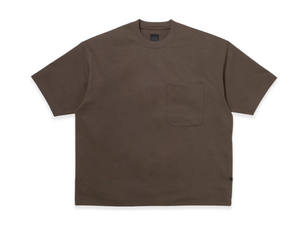 DAIWA PIER39 Tech Pocket Crew Tee S/S "Brownkhaki"