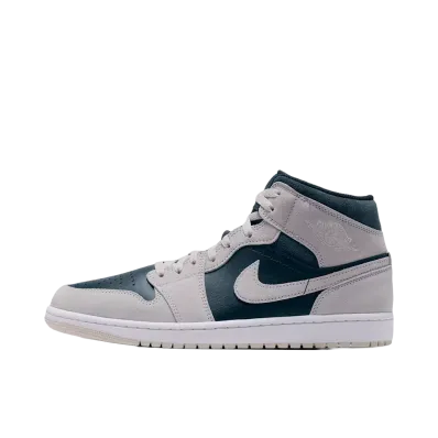 Nike Air Jordan 1 Mid "Light Orewood Brown/Midnight Spruce"