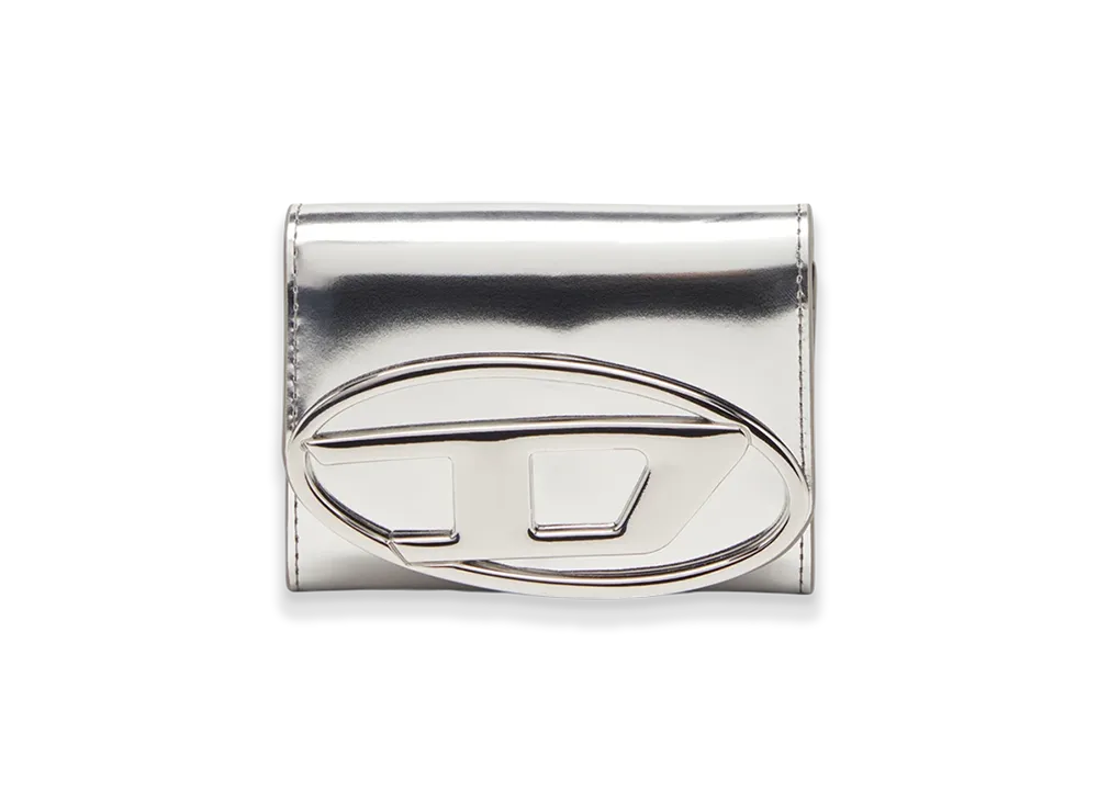 Diesel 1Dr Card Holder Bi-Fold Zip Iii Bi-Fold Card Holder In Mirrored Leather "Silver"