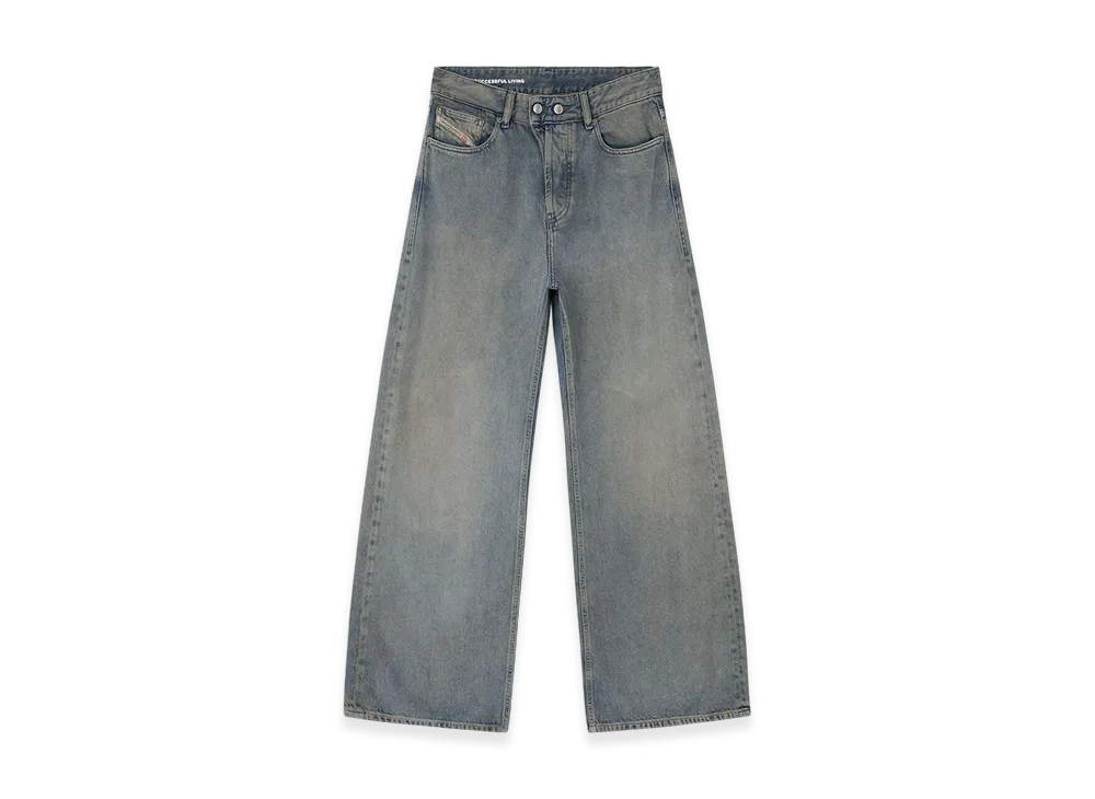 Diesel Relaxed Jeans 1996 D-Sire 09n24 "Medium Blue"