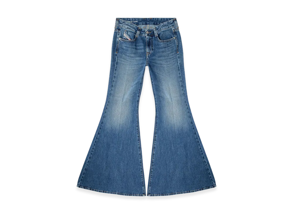 Diesel Flare Jeans 1970 D-Bleess 09m56 "Medium Blue"