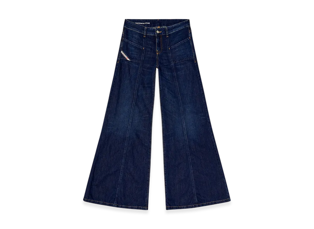 Diesel Flare Jeans D-Akii 068ra "Dark Blue"