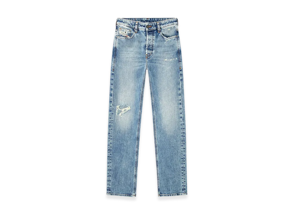 Diesel Regular Jeans 1988 D-Ark 09l34 "Light Blue"