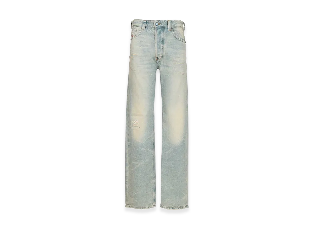 Diesel Women's `1988 D-Ark` Jeans "Denim"