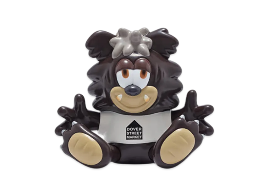 Dover Street Market x VERDY Girls Don't Cry Visty Vinyl Toy Dover Street Market x VERDY Girls Don't Cry Visty Vinyl Toy